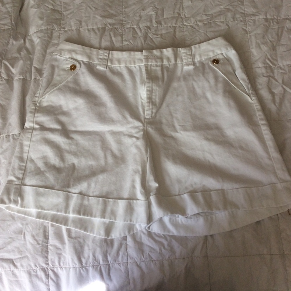 Lauren shorts.  Size 16